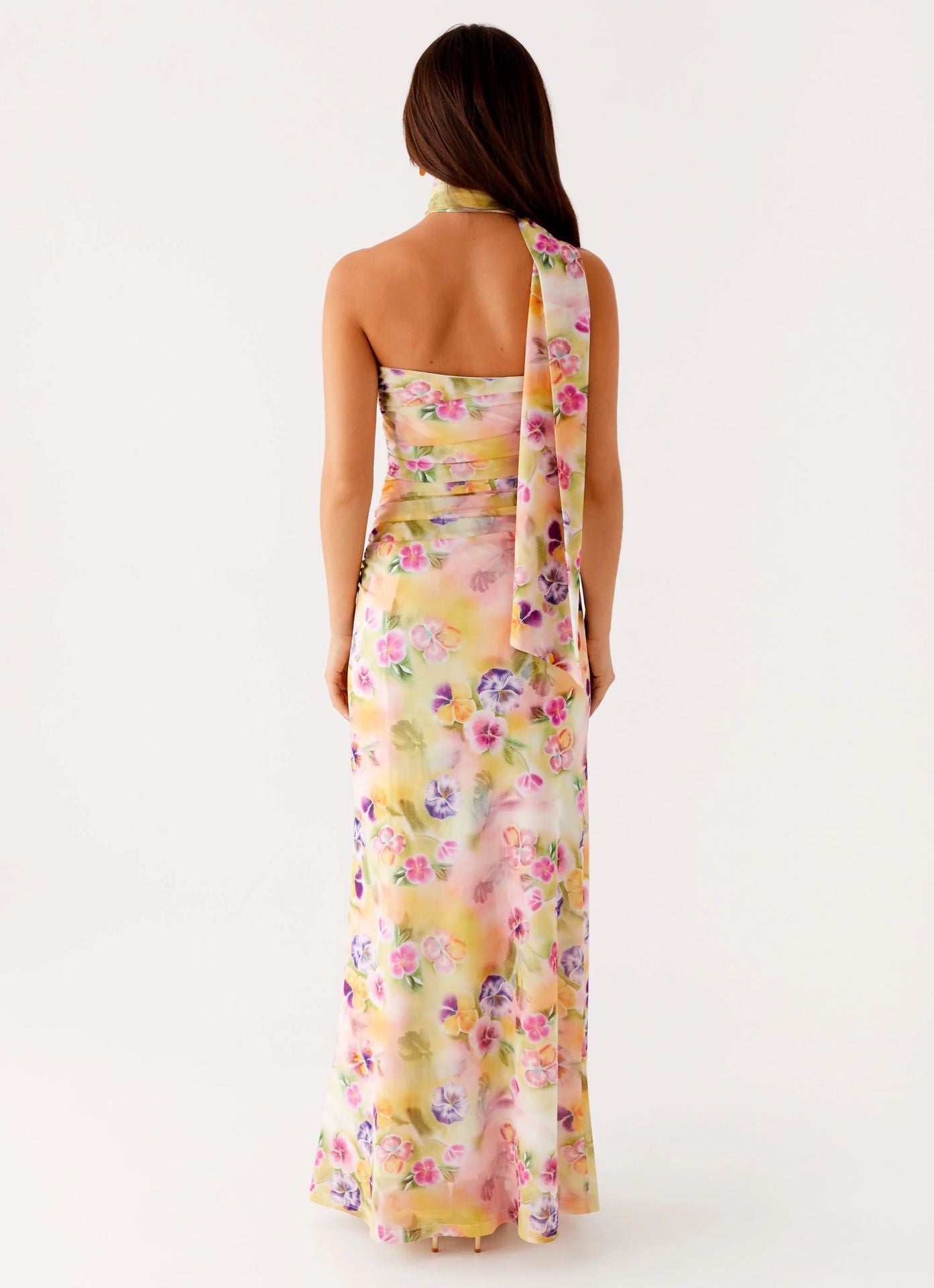 Suknia Maxi z Asymetrycznym Dekoltem Halter